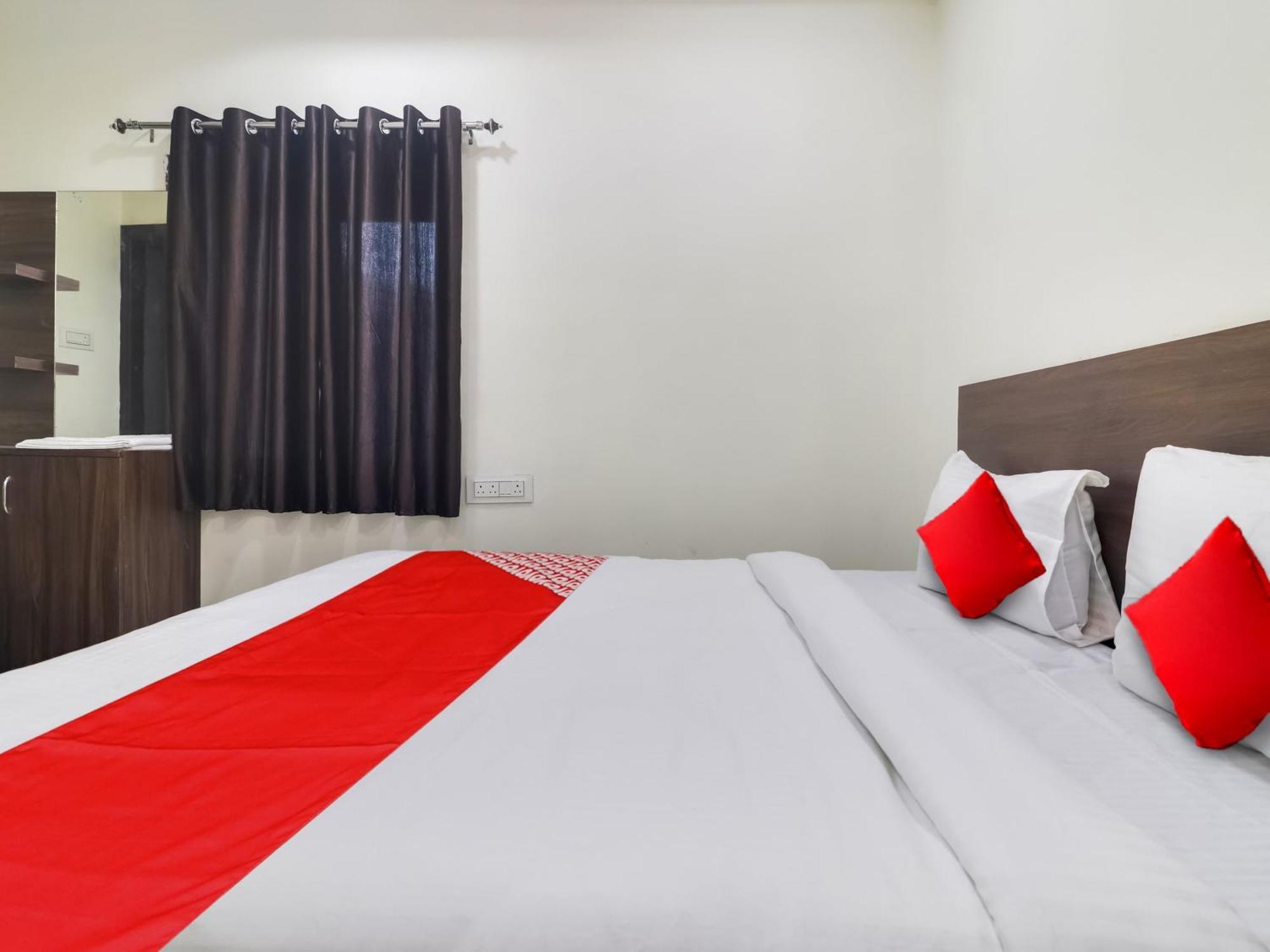 Hotel O Red Stone Hotels Hyderabad Luaran gambar