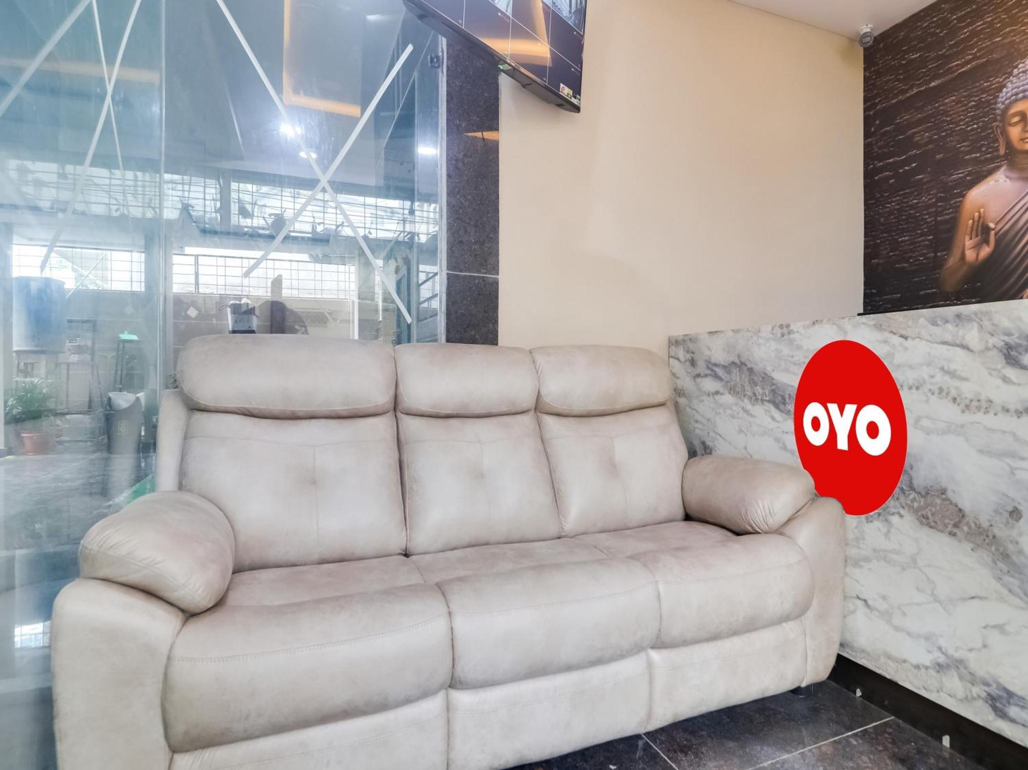 Hotel O Red Stone Hotels Hyderabad Luaran gambar