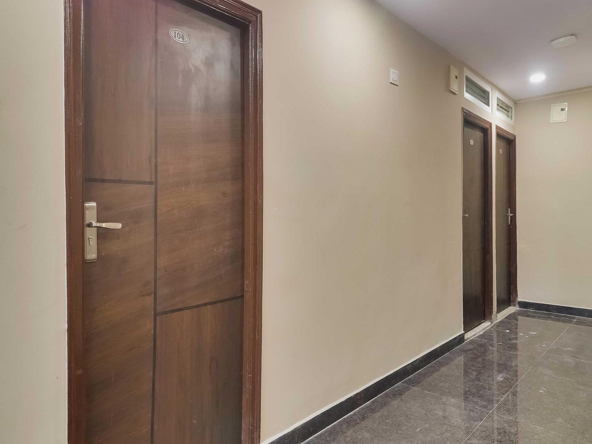 Hotel O Red Stone Hotels Hyderabad Luaran gambar
